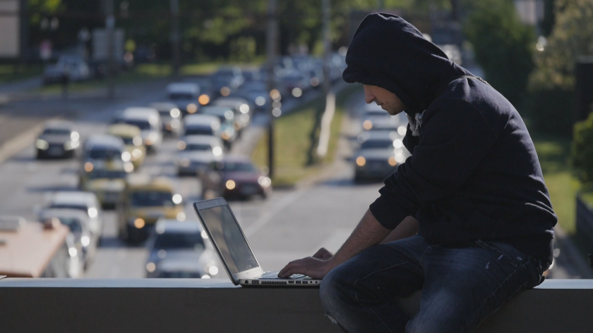 Специално: Измамна схема в интернет - фалшива обява обещава бърза печалба от надомна работа