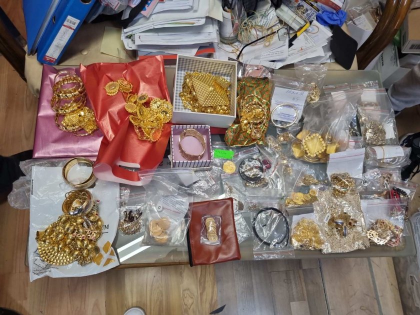 16 задържани за пране на пари и контрабанда в Сливен, получавали пари и като социално слаби
