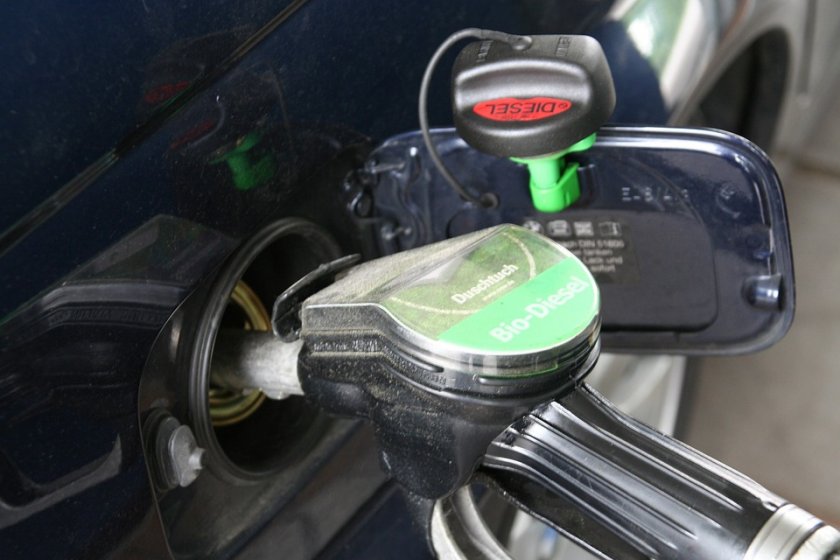 Как вървят цените на горивата и колко струва дизела в