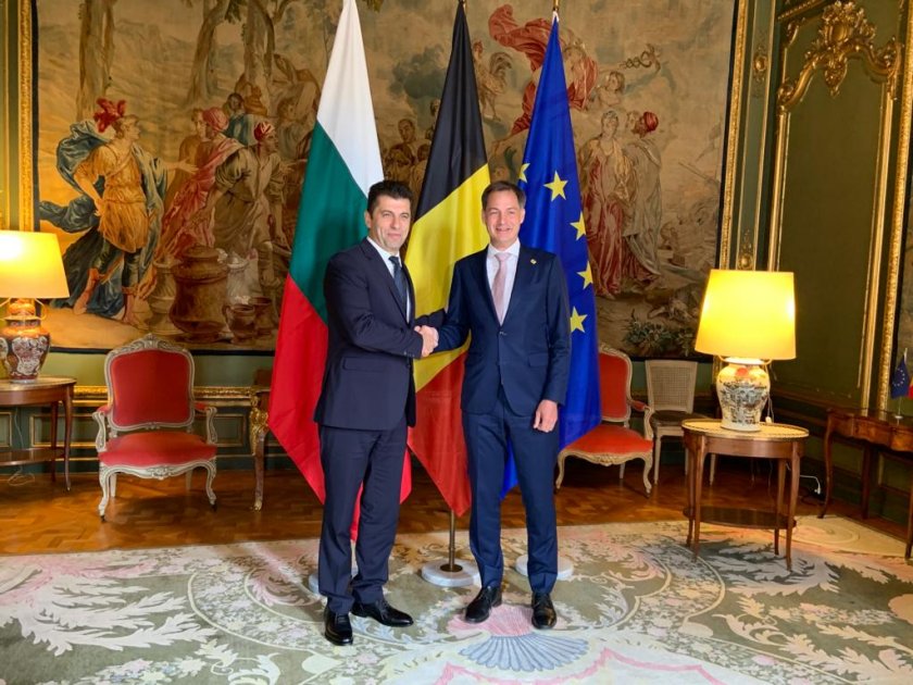 кирил петков срещна белгийския премиер александър кроо брюксел