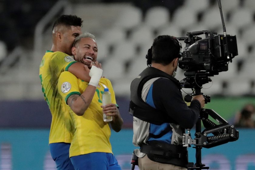 Бразилският национал Неймар може да пропусне приятелския мач срещу Южна