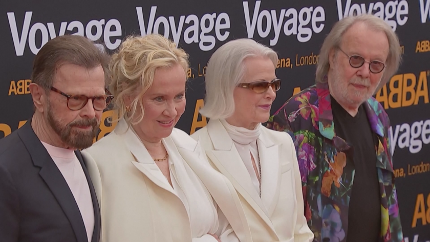 АББА се завръща на сцената. В Лондон започва поредица от