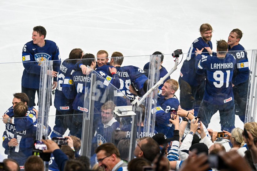 Отборът на Финландия победи Канада с 4:3 (0:0, 0:1, 3:2,