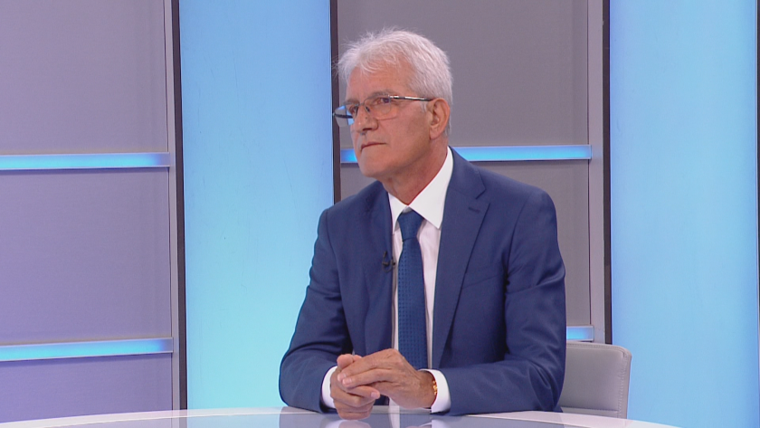 Има една такава приказка, че когато работиш само с принципите