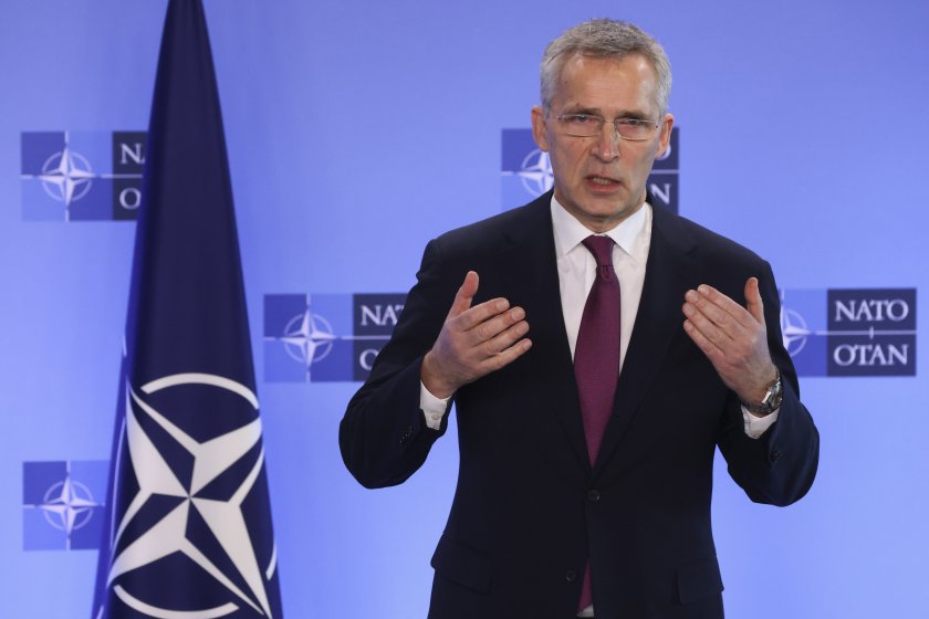 Генералният секретар на НАТО Йенс Столтенберг предупреди, че Западът трябва