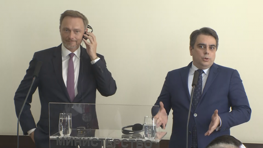 Вицепремиерът и министър на финансите Асен Василев посрещна днес колегата