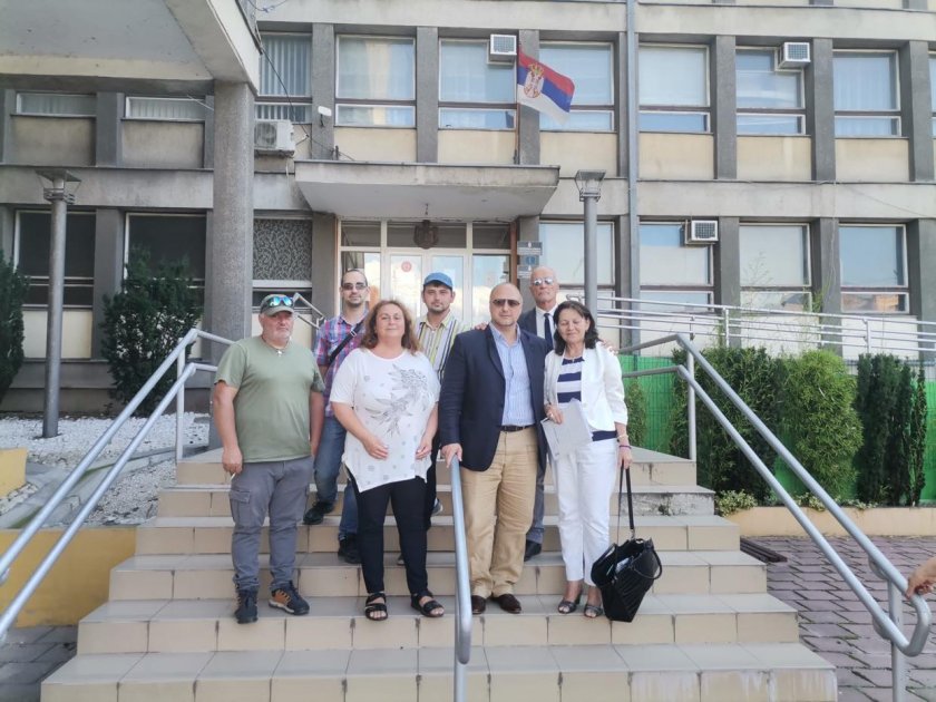 екипът следите остават даде показания нападението прокуратурата сърбия