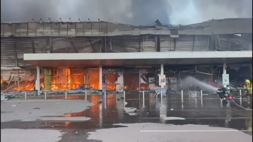 руски ракети удариха търговски център централна украйна