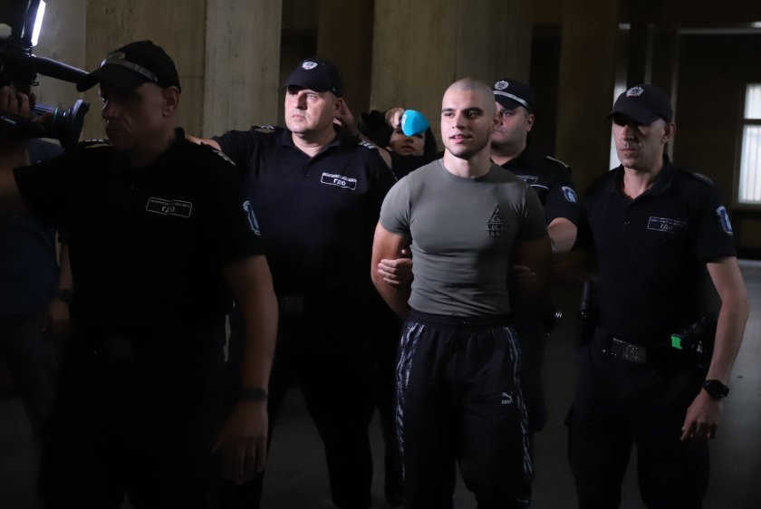 Задържаният за побои прокурорски син: Действията ми са самозащита, никога не съм скачал без причина