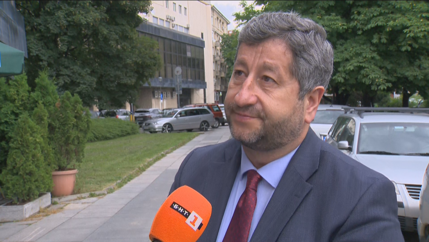 Христо Иванов, ДБ: Ако получим третия мандат, ще се фокусираме върху задачите, не върху парцелирането на министерства