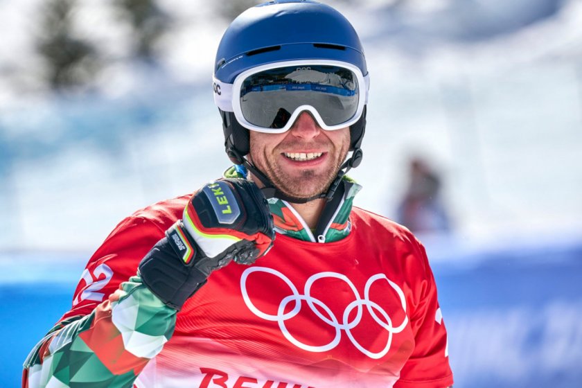 Радослав Янков продължава да се готви усилено за новия сезон в сноубординга (Снимки)