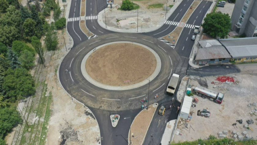 В София се отваря изцяло за движение новоизграденото кръгово кръстовище