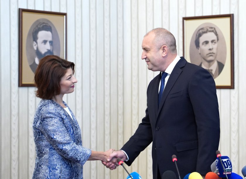 ГЕРБ-СДС получиха и веднага върнаха на президента Румен Радев втория