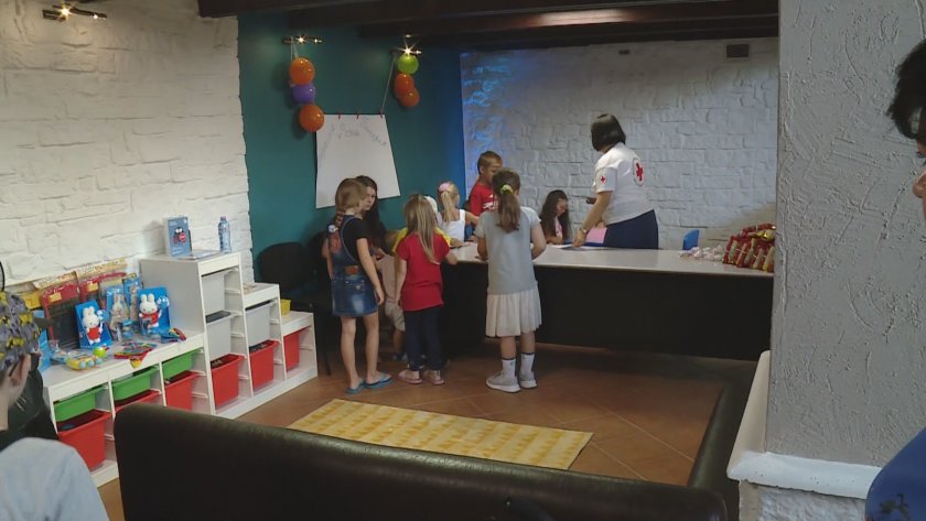 Във Варна от днес заработи център в подкрепа на бежанците