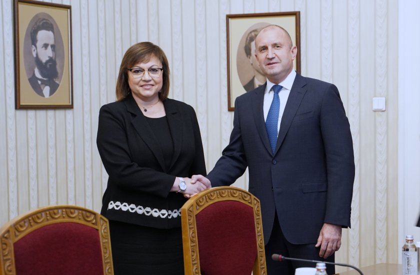 Президентът връчва третия мандат на БСП днес