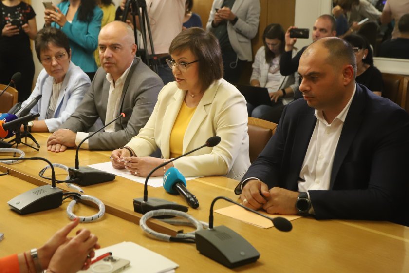 БСП провежда разговори за съставяне на правителство в рамките на