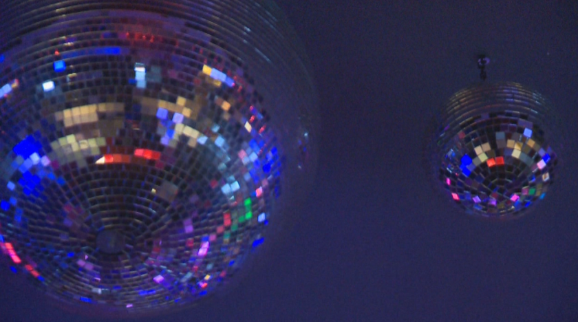 Проверките за продажба на райски газ продължават. В този час