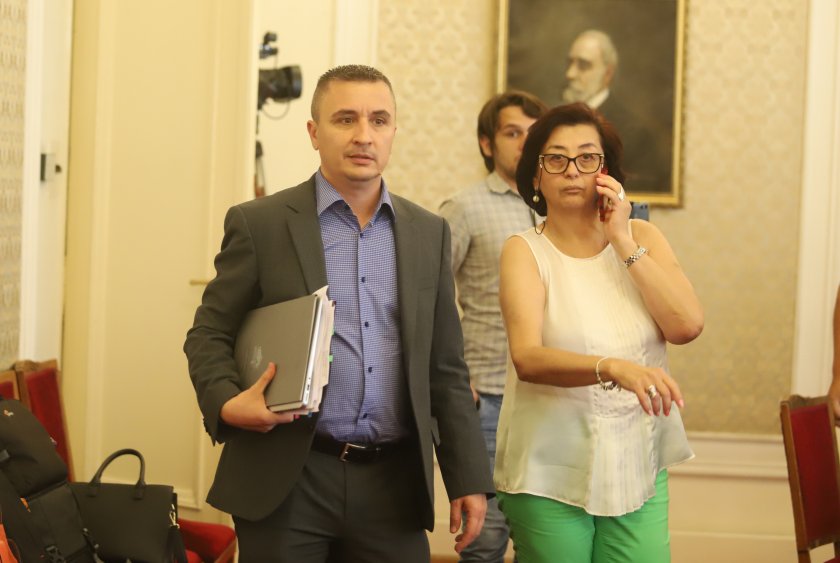 Спор в парламента между Теменужка Петкова и Александър Николов заради "Джемкорп"