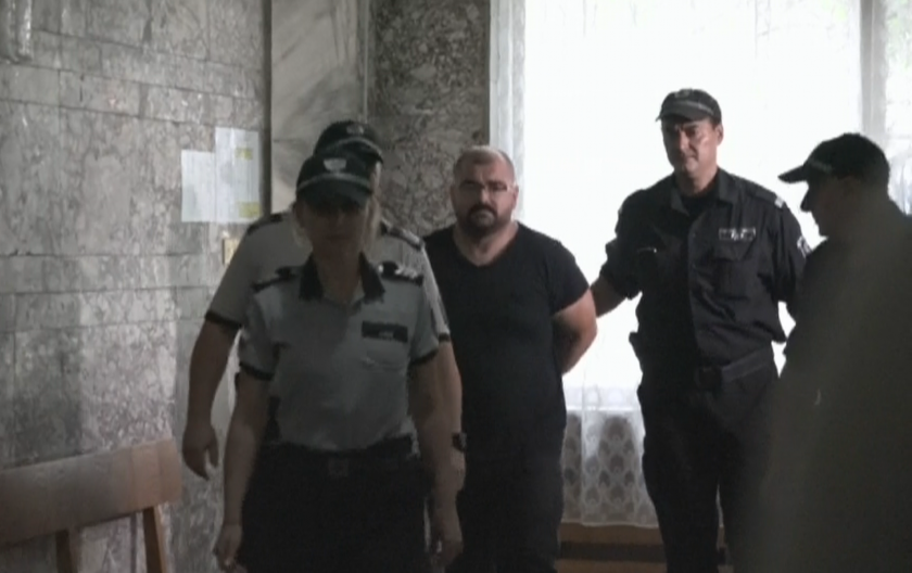 Съдът остави в ареста шофьора на румънския автобус, който катастрофира