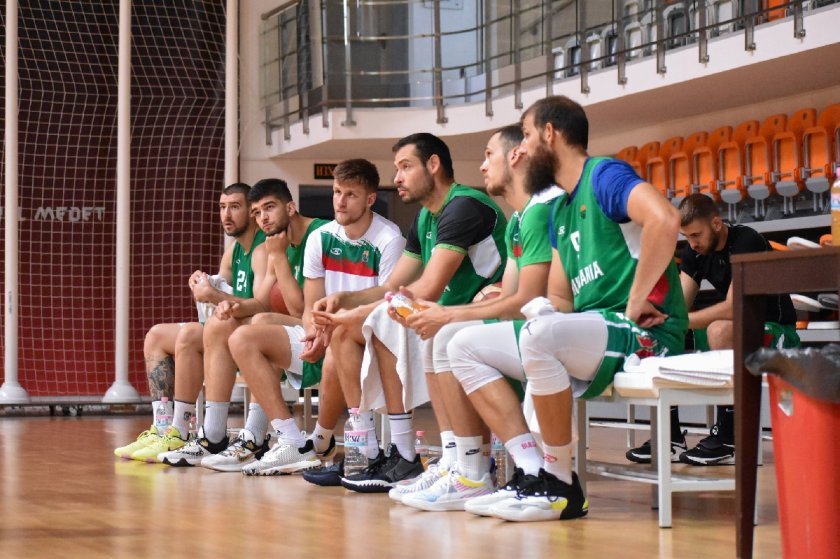 мъжкият национален отбор баскетбол участва турнир чехия