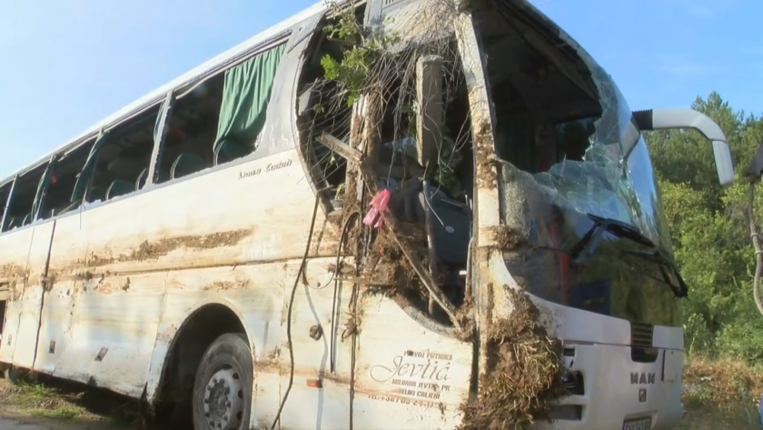 възстановено движението магистрала тракия района катастрофата автобус