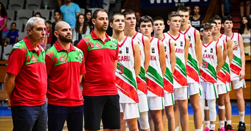 Баскетболистите ни до 16 години спечелиха групата си на Европейското в София