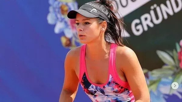 Юлия Стаматова се класира за втория кръг на турнира на