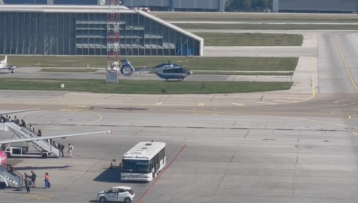 Хеликоптерите, които ще транспортират сръбските деца, кацнаха на летище София.
