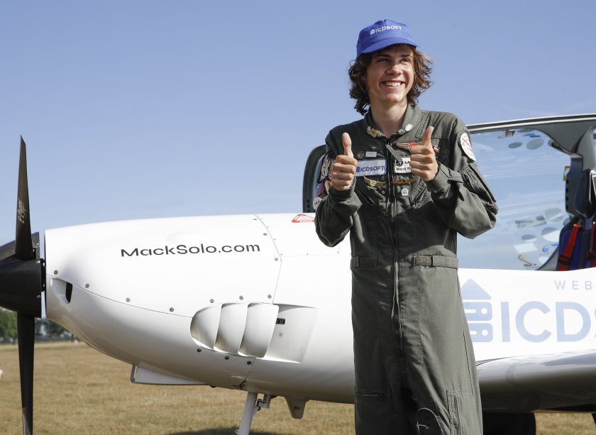 17-годишният белгийски пилот Мак Ръдърфорд се опитва да подобри два