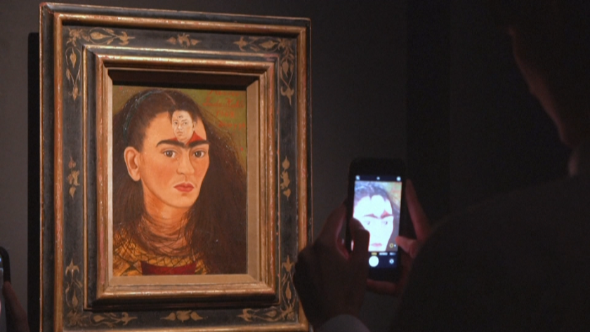 Изложиха емблематичен автопортрет на Фрида Кало в музей в Буенос Айрес