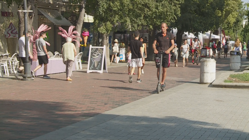Ще забранят ли тротинетките в пешеходните зони във Варна?