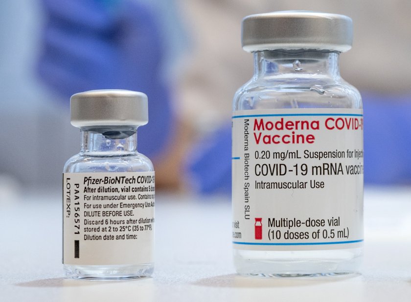 модерна съди пфайзер байонтек заради ковид ваксината