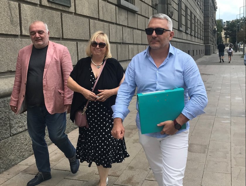 Николай Хаджигенов и Арман Бабикян се отказват от участие в