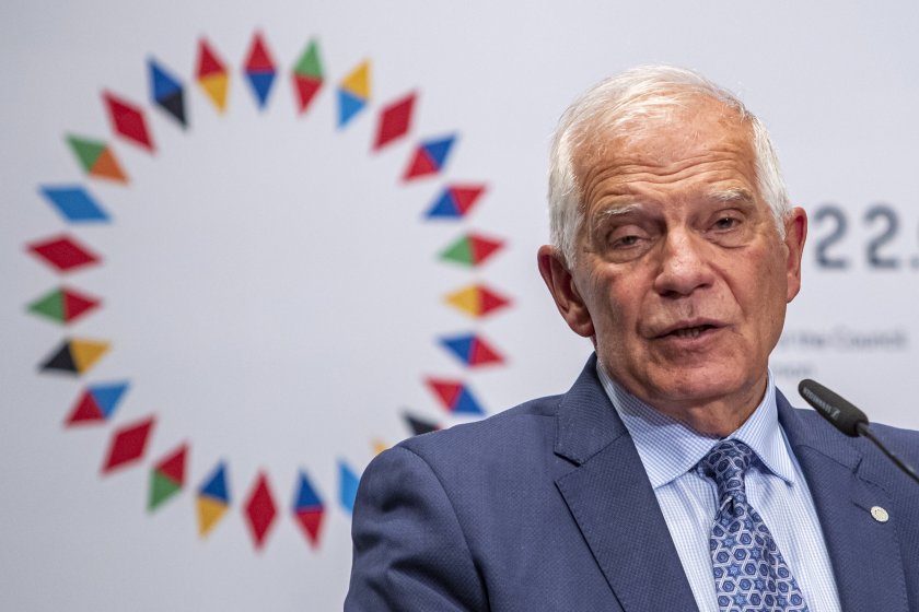 ЕС прекратява облекчения визов режим с Русия