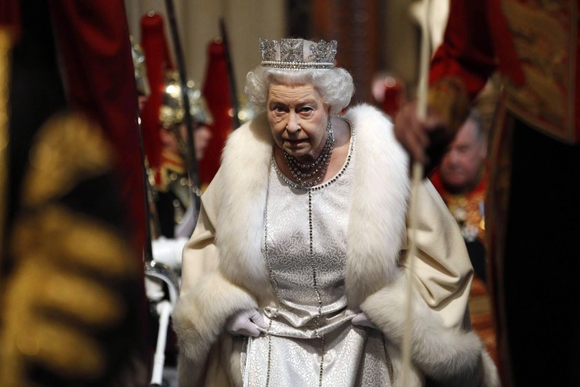 Кралица Елизабет II почина на 96-годишна възраст, съобщи Бъкингамският дворец.Кралицата