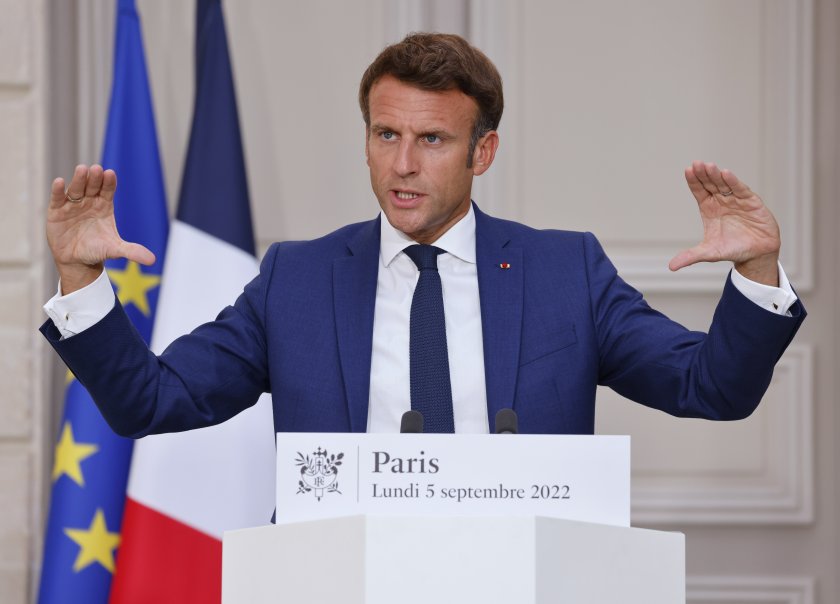 Френският президент Еманюел Макрон призова за рязко 10-процентово намаляване на