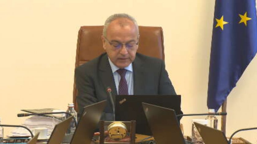 400 военни от утре ще се включат в разчистването в