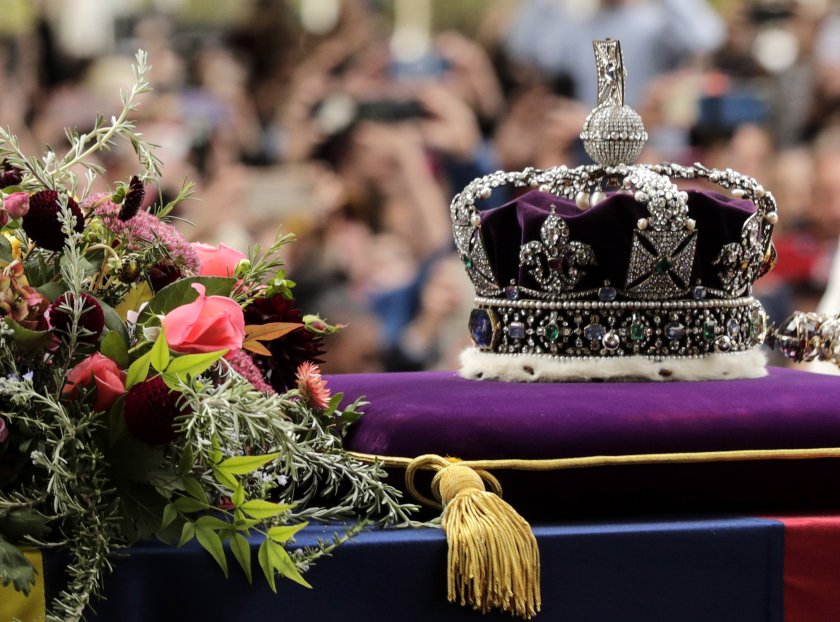 Светът се прощава с кралица Елизабет Втора - най- дълго