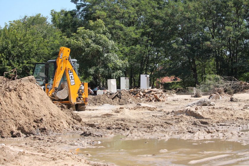 Електрозахранването във всички наводнени села е възстановено, съобщават от община