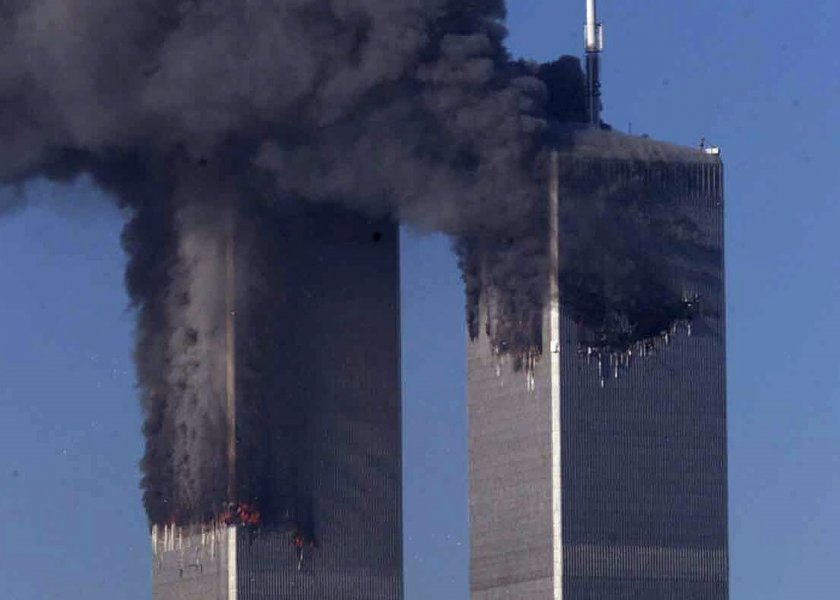 светът спомня терористичните атаки септември 2001 сащ снимки