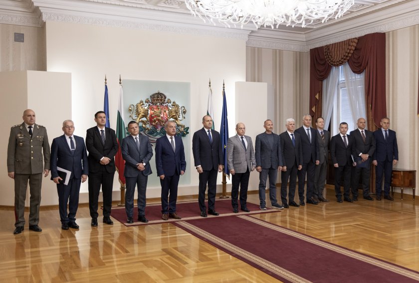 България няма да признае референдумите в Украйна