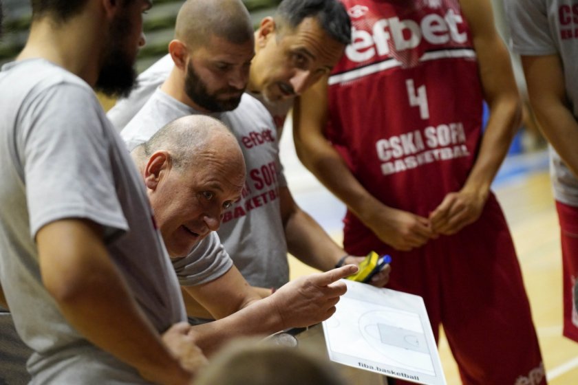 Баскетболистите на ЦСКА продължават подготовката за новия сезон. В четвъртък