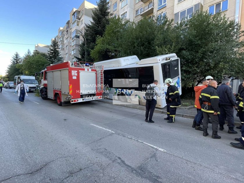Инцидент с автобус на градския транспорт в столичния квартал Младост