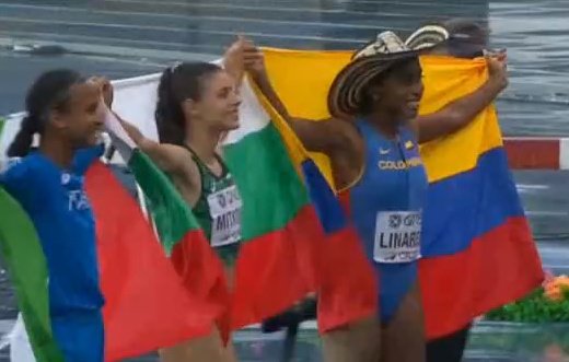 Световната шампионка в скока на дължина за девойки до 20