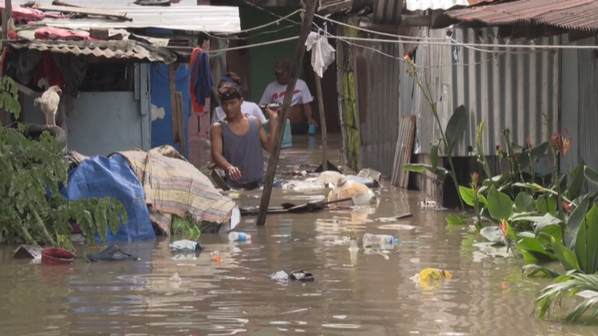 Тайфун премина през Филипините - петима са загинали, милиони са без електричество