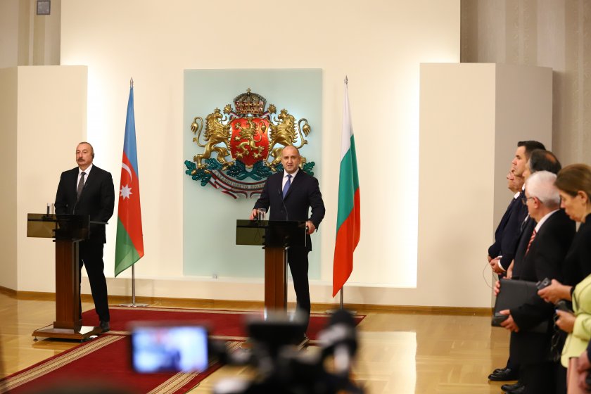 български предприятия получават газ директно азербайджан обсъдиха радев алиев