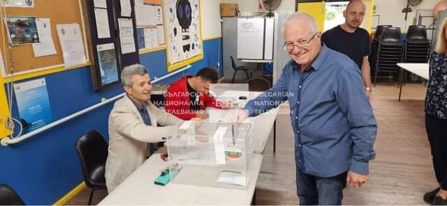 вотът австралия активността бризбън първите два часа изборния ден снимки