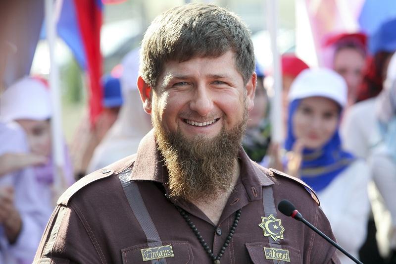 Чеченският лидер Рамзан Кадиров публикува в Телеграм кадри от военно