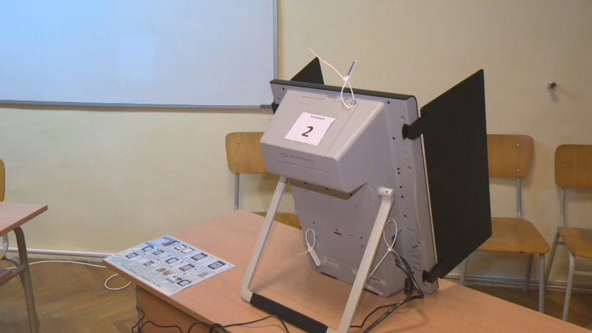 Малко над 400 000 са избирателите във Варненска област. 649