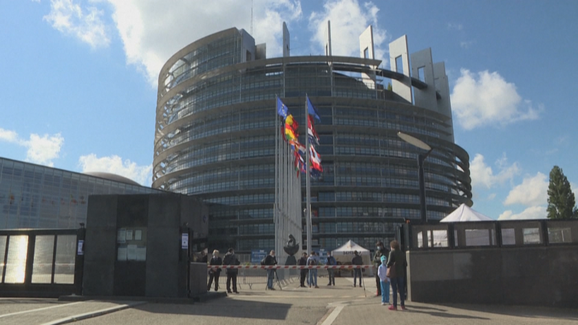 Във връзка с предстоящия днес дебат в Европейския парламент относно